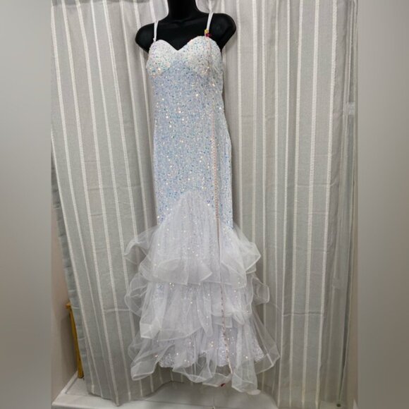 NWT‎ Elegant White Iridescent Sequins Tulle Mermaid Prom Wedding Gown Size M - Picture 7 of 16